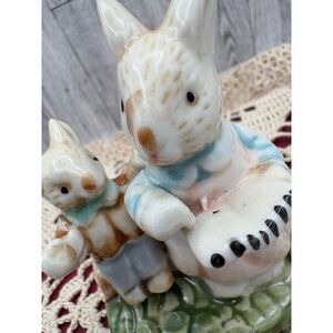 Vintage Mother and Baby Bunny Porcelain Figurine